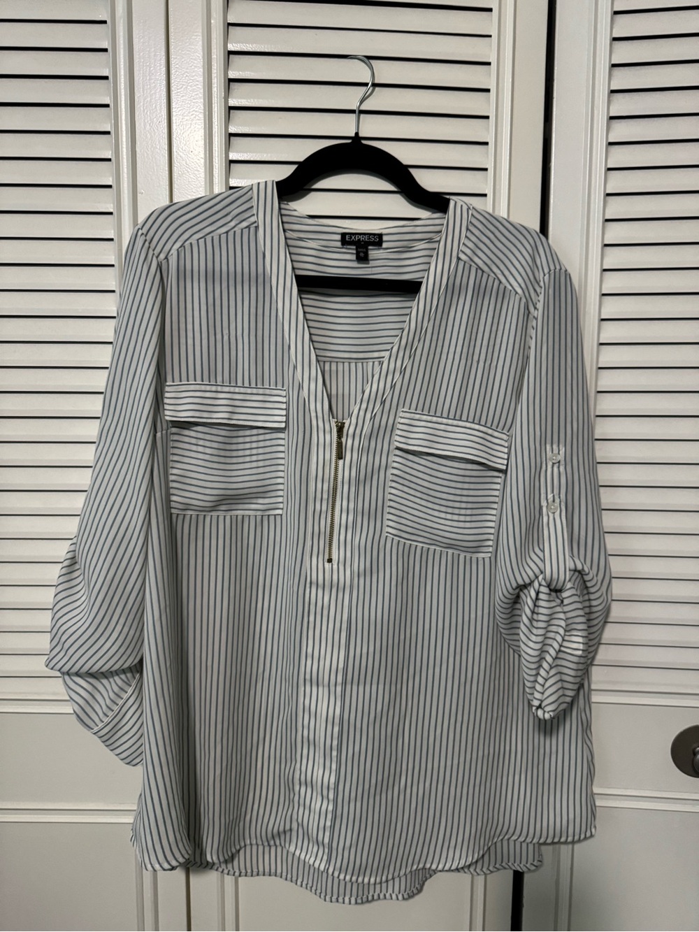 Express Women's White and Blue Striped Zip-Front Tunic